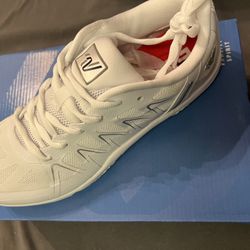 Varsity Spirit Size 8 Cheer Shoes
