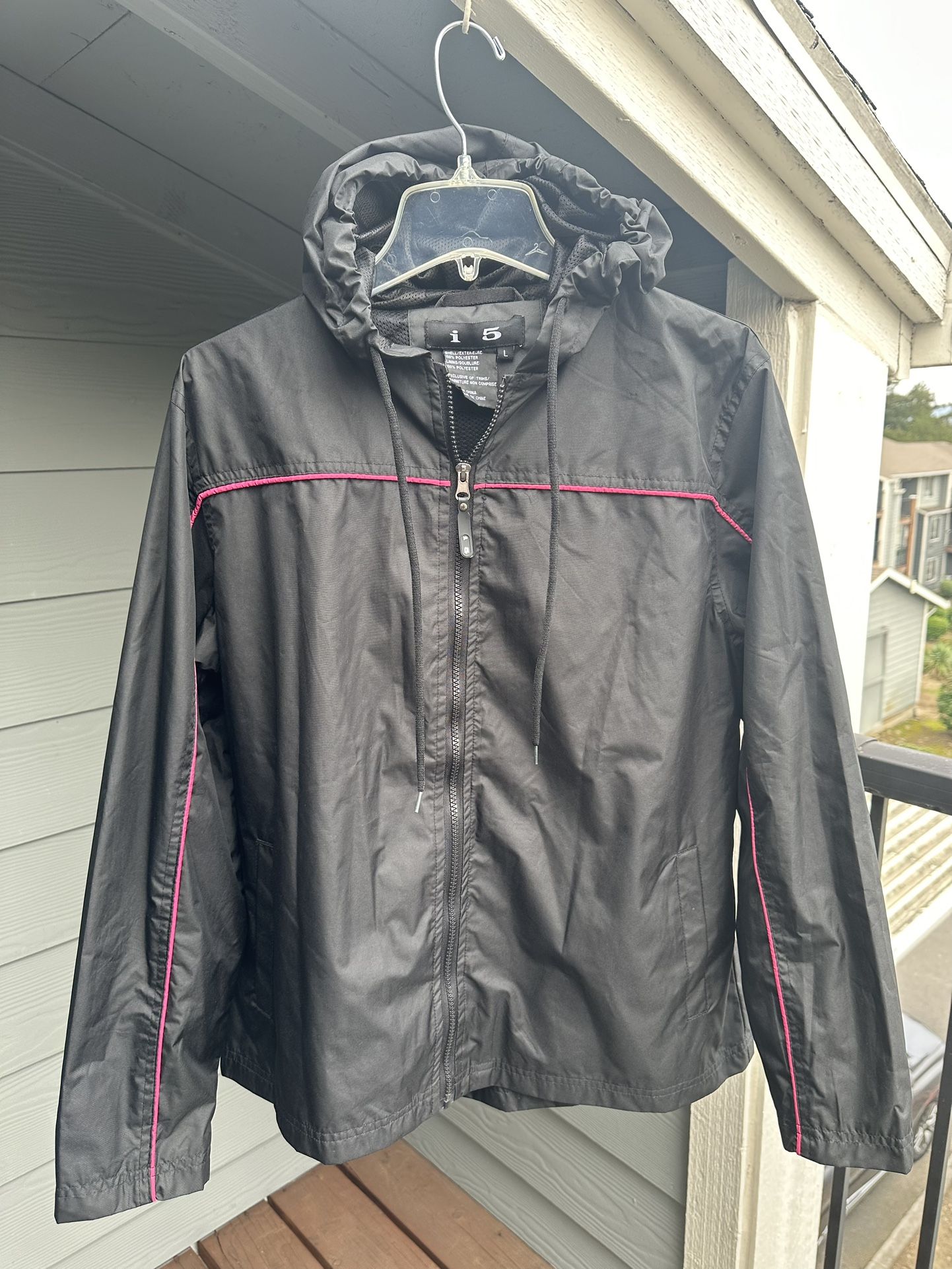 Women’s Rain Jacket
