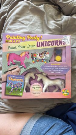 Painting party book &Kit Unicorns BRAND NEW