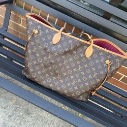 Louis Vuitton 