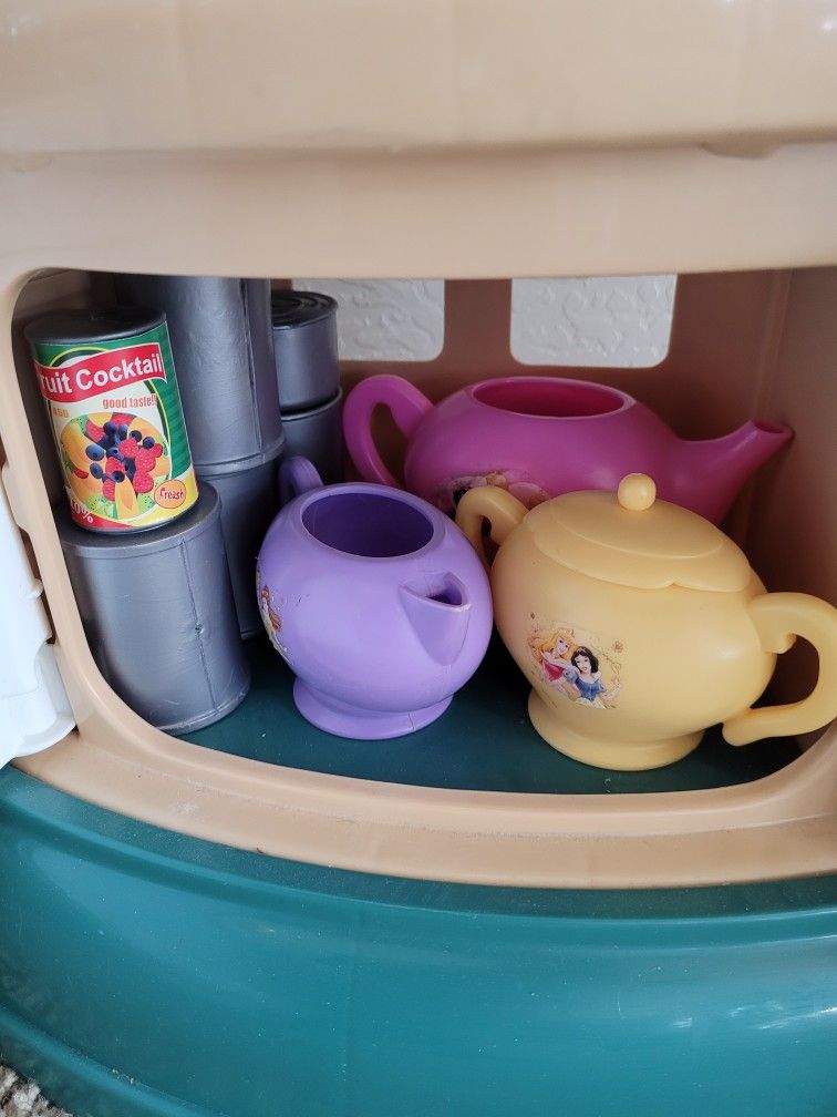 Gently Used Kitchen Children's Play Set With Extra Plastic Toys