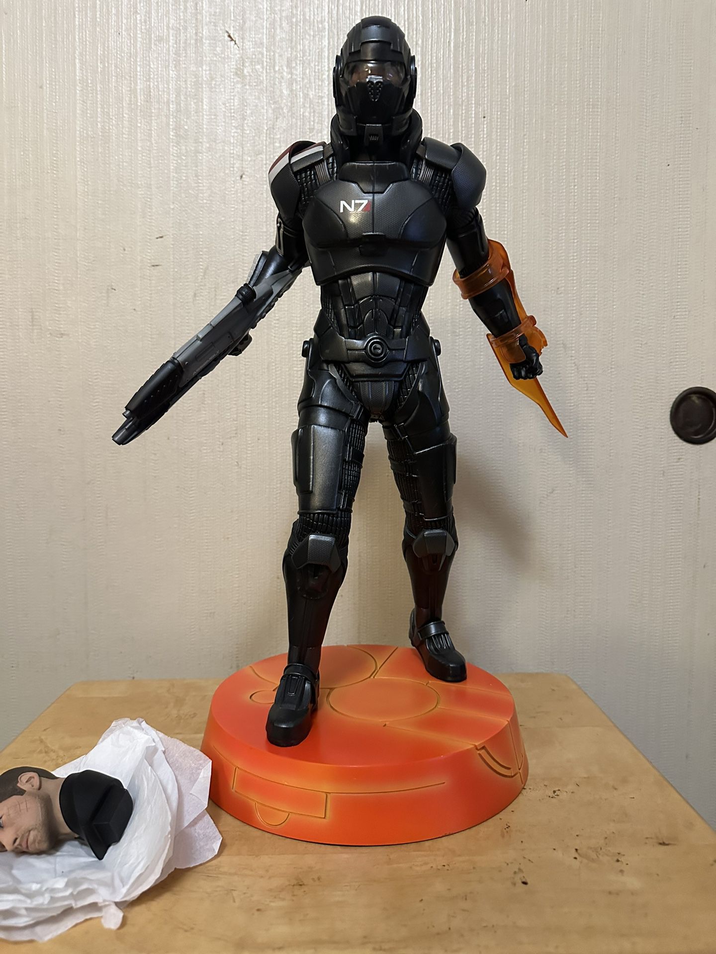 Sideshow Collectibles Commander Shepard Mass Effect Exclusive Statue Space