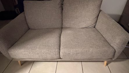 Layla Dark Gray Fabric Loveseat