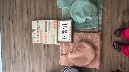 Bathroom sets