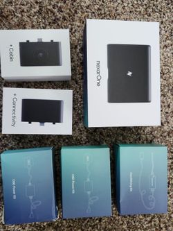 Nexar One dashcam and attachments