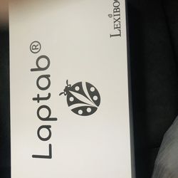 LAPTAB® 10 : Android-powered laptop with 10" touch screen for the whole family including educational and fun content and parental control.