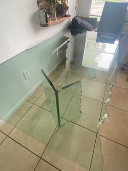 Glass Table 