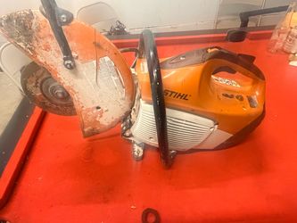 Concrete saw