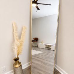 Gold Full-Length Floor Mirror with Decorative Vase & Pampas Leaves – 66” x 19.5