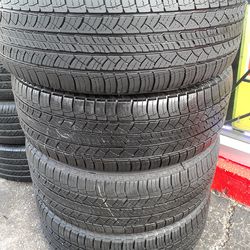 Set of 4 tires Michelin 235/55R18