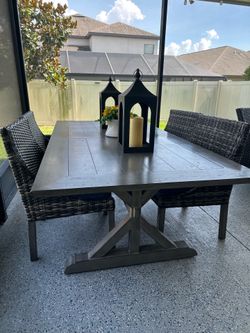 Rooms to go patio furniture table with four chairs