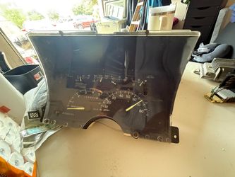 92-94 Chevy Cluster
