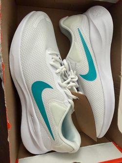 Nike running shoes size 10