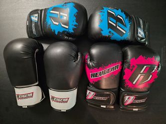 Revgear 10oz Boxing Gloves - Small/Youth