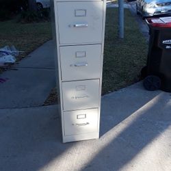 4 Drawer File Cabinet