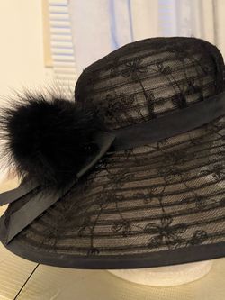 Designer Liz Claiborne Hat