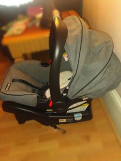 Graco carseat (2 bases)