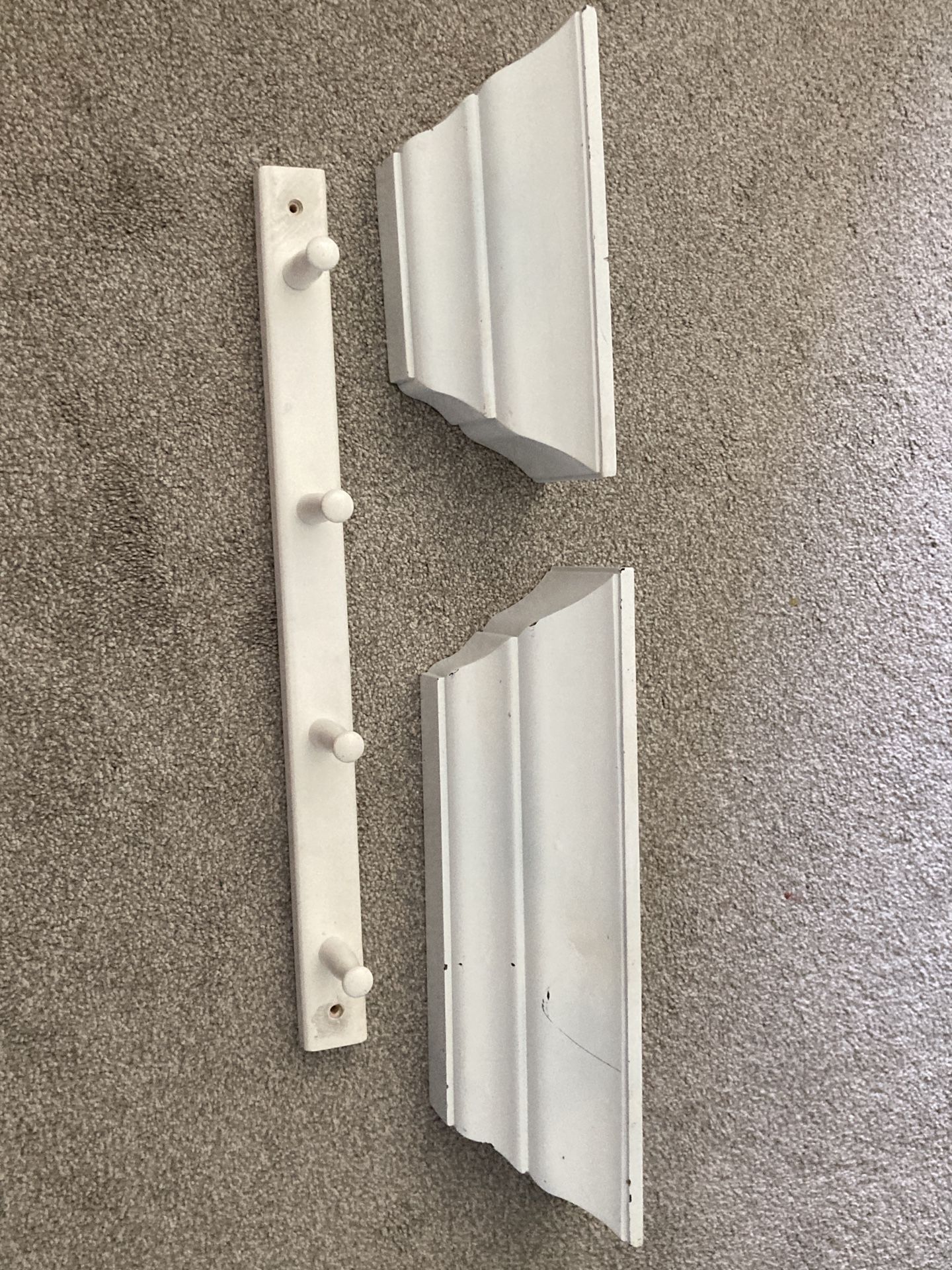 Beautiful White Shelf Set!🤍