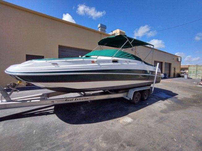 2004 28 FourWinns Deck Boat bowrider boat 