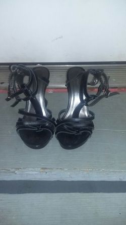 New. Heels