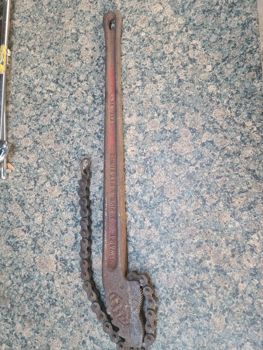 3"pipe and fitting chain wrench