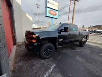 2017 Chevrolet Silverado 2500 HD Crew Cab