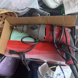 Milwaukee Hammer Drill 
