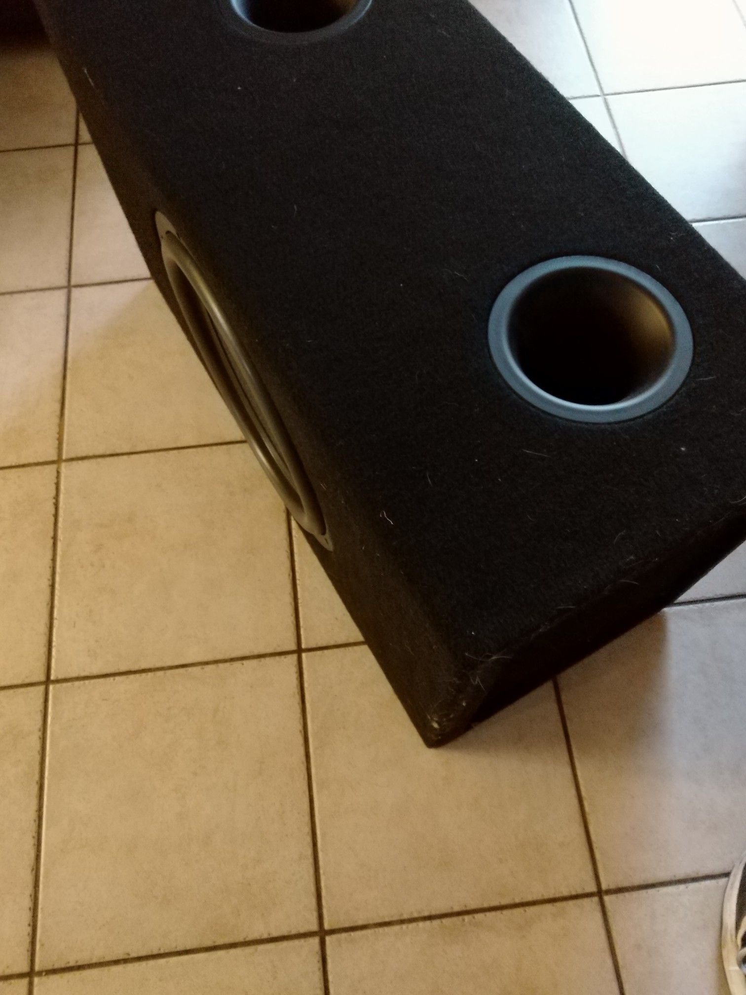 Ported Enclosure for a 15" Subwoofer, Custom Ported Box, Tuned to 32hz, 3.2 Cubic Ft, 300 w/sub