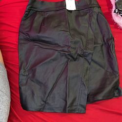Black Skirt