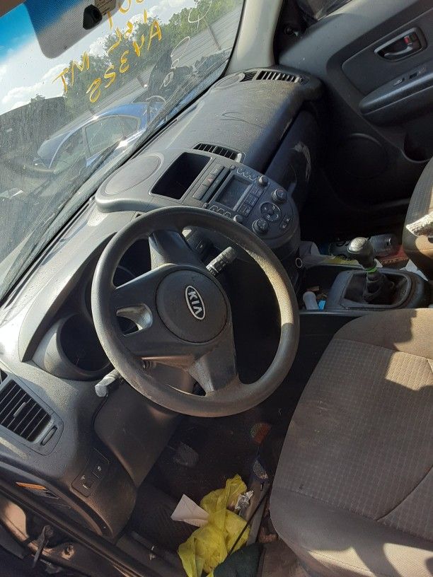 Part Out 2011 Kia Soul Parts Only