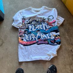 Black pyramid T-shirt, extra large