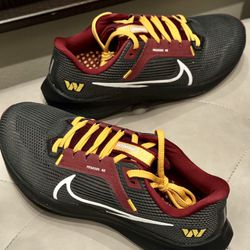 Size 9 - Nike NFL x Air Zoom Pegasus 40 Washington Commanders Running Shoes 