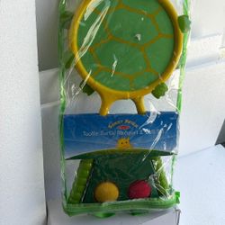 Dilly Dally Turtle Racquet & Ball Set, $17