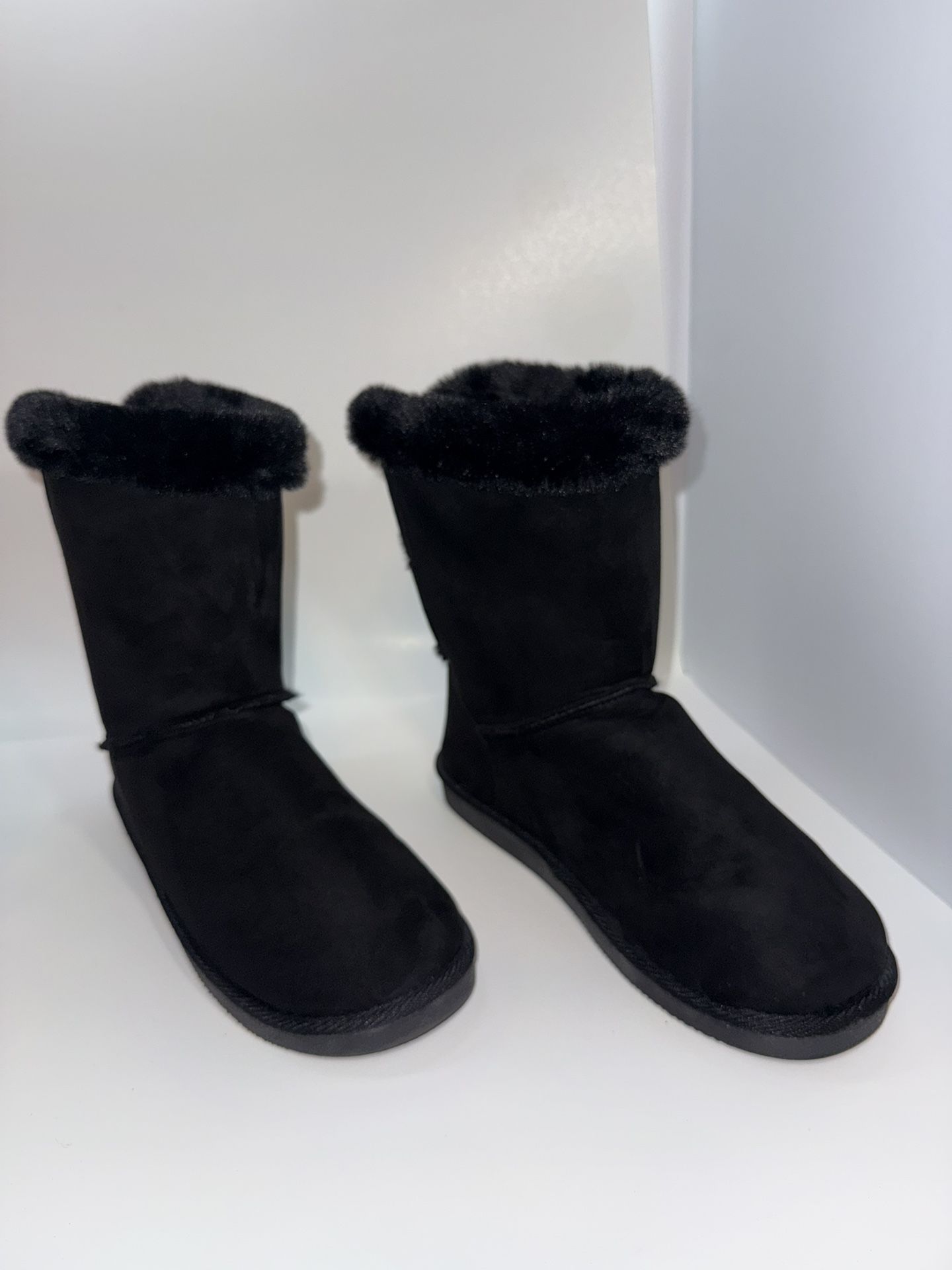 Torrid Slip On Fur-Lined Bootie Faux Suede Black WW Cozy Warm Closed Toe Size 7