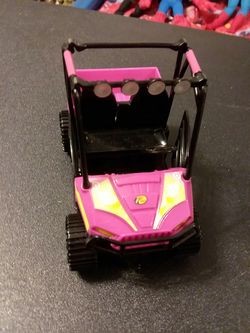 Toy jeep for Barbie dolls