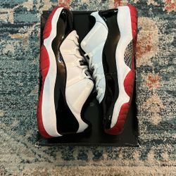 Air Jordan 11 Retro Low - Concord Bred Size 12 M