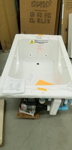 60” jacuzzi