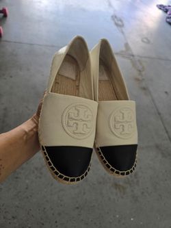 Tory burch 7.5