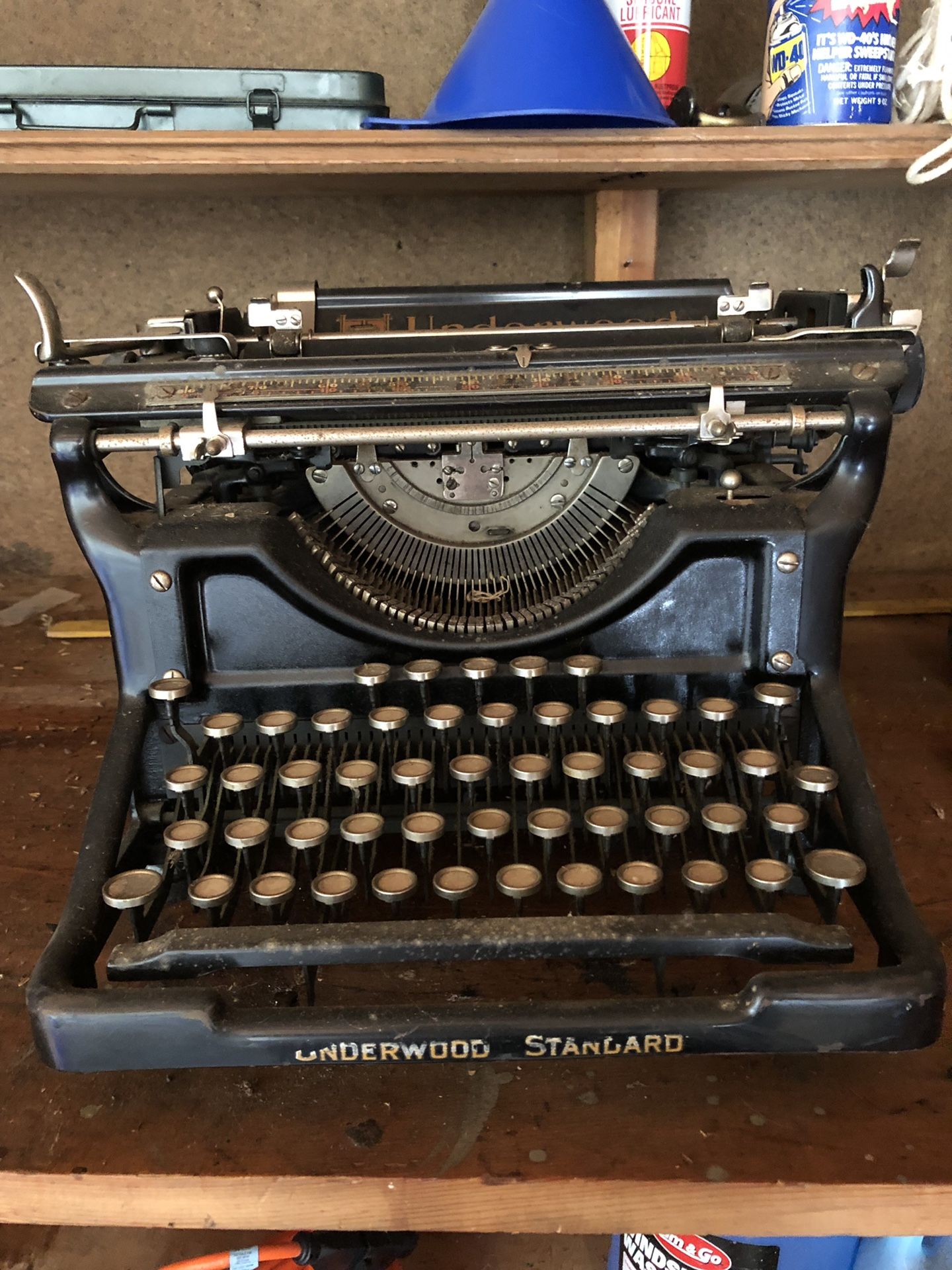 Vintage Underwood Standard Typewriter 10