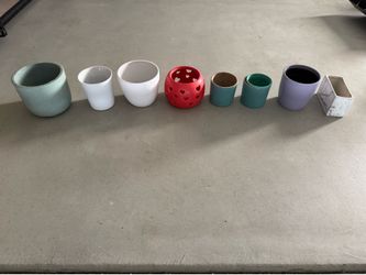 Assorted Planters Set/8 Count
