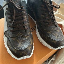Brand New Louis Vuitton Casual Sneaker 
