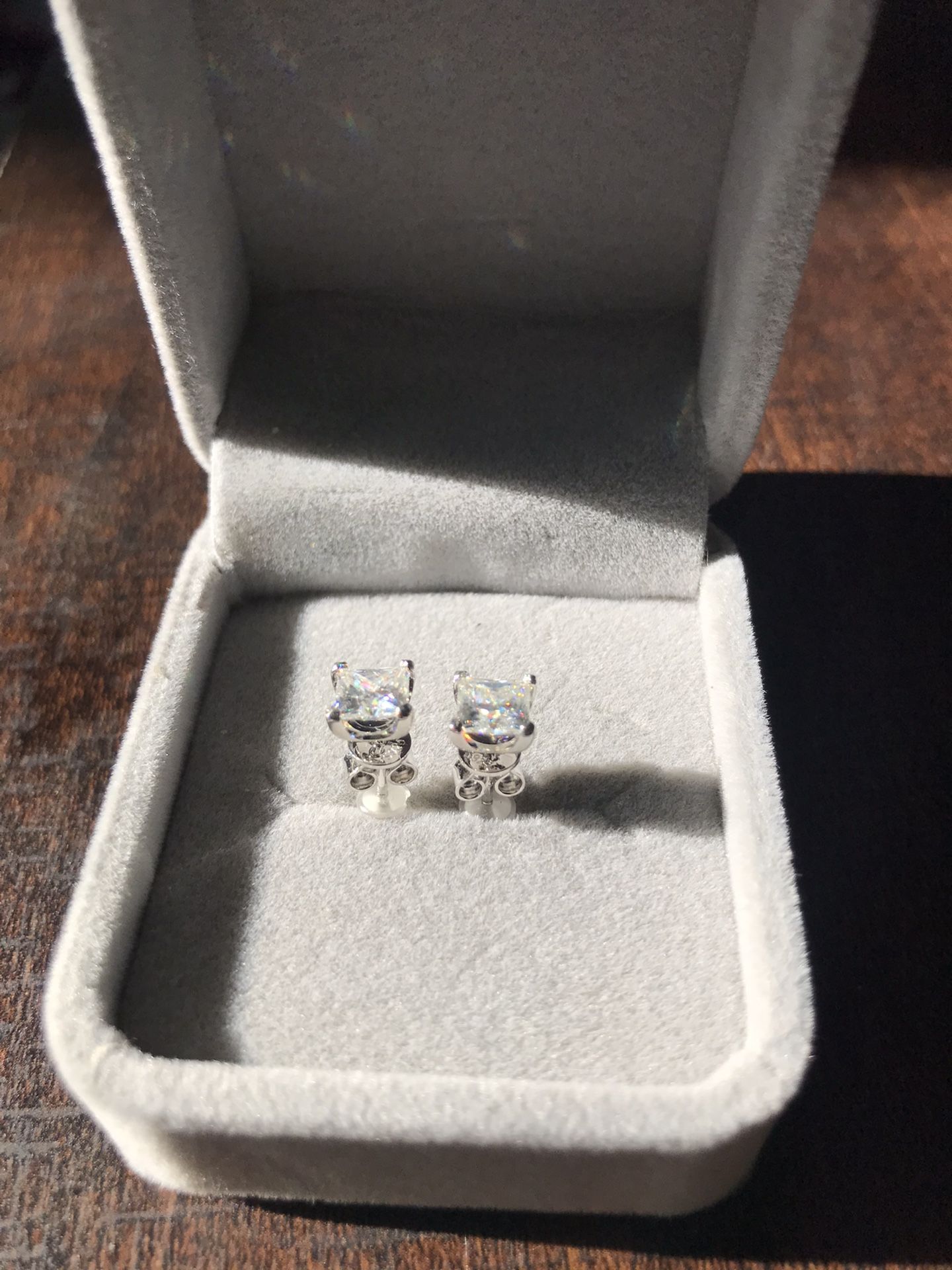 Moissanite 5.5mm Unisex Earrings