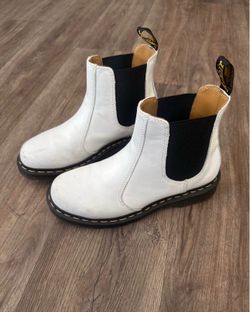 Dr. Martens 2976 Chelsea Boot