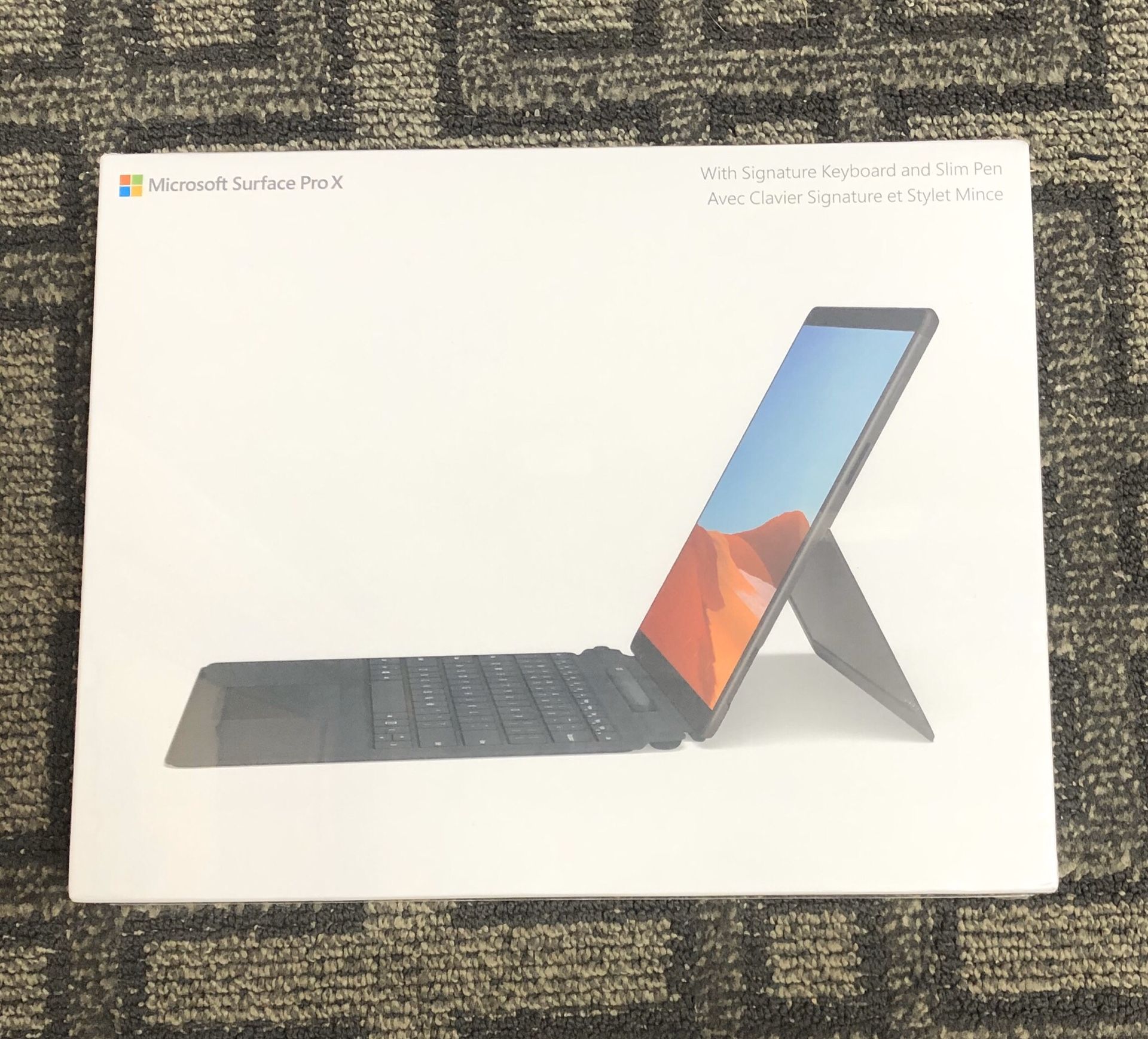 Brandnew Microsoft Surface Pro X 13” Wifi+LTE