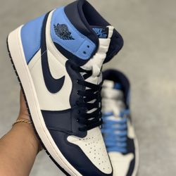 Jordan 1 Retro High Obsidian