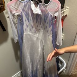 Used Elsa Dress Age 6-8