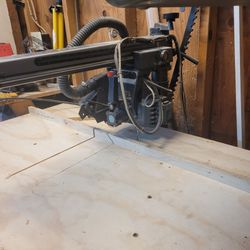 Radial armsaw