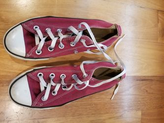 Converse ladies size 6