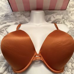 Victoria’s Secret 40 DDD ♥️