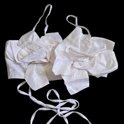 Shein Aveloria Rosie Floral Appliques Lace Up Tie Back Cami Top